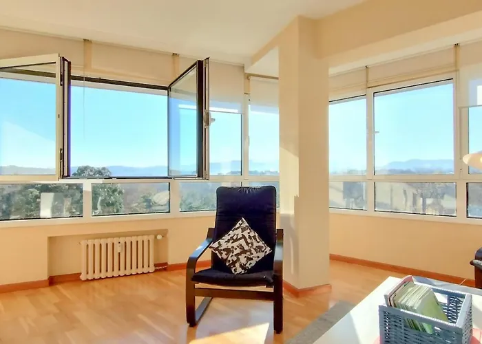 Rufo Rendueles Playa Avg Apartment Gijon